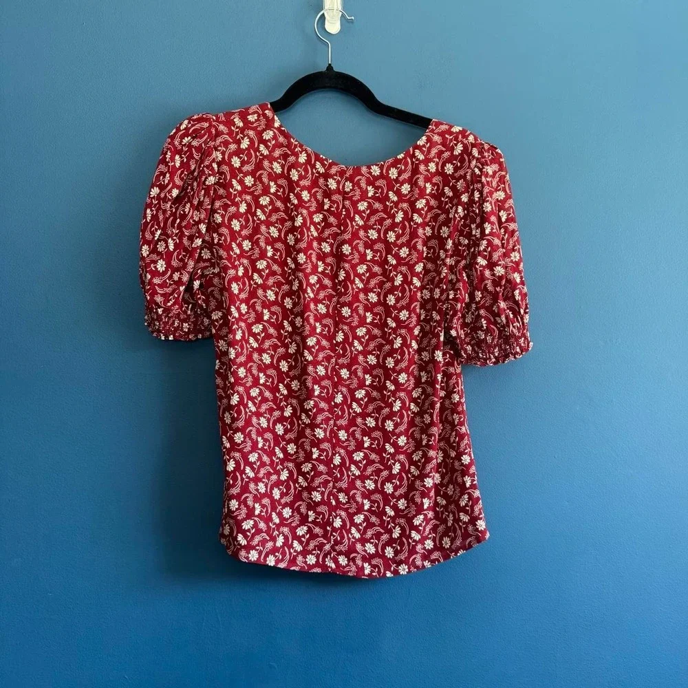 Reformation Red Floral Blouse Women's Size 8 Square Neck Puff Sleeves Cottage - Picture 3 of 8